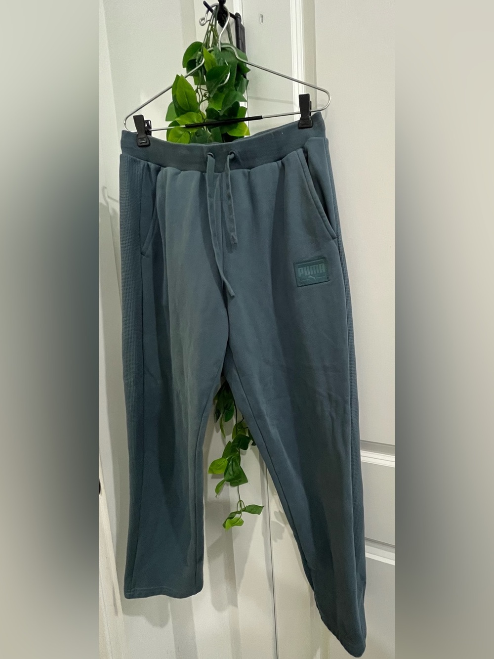 Puma Men's Teal Drawstring Joggers